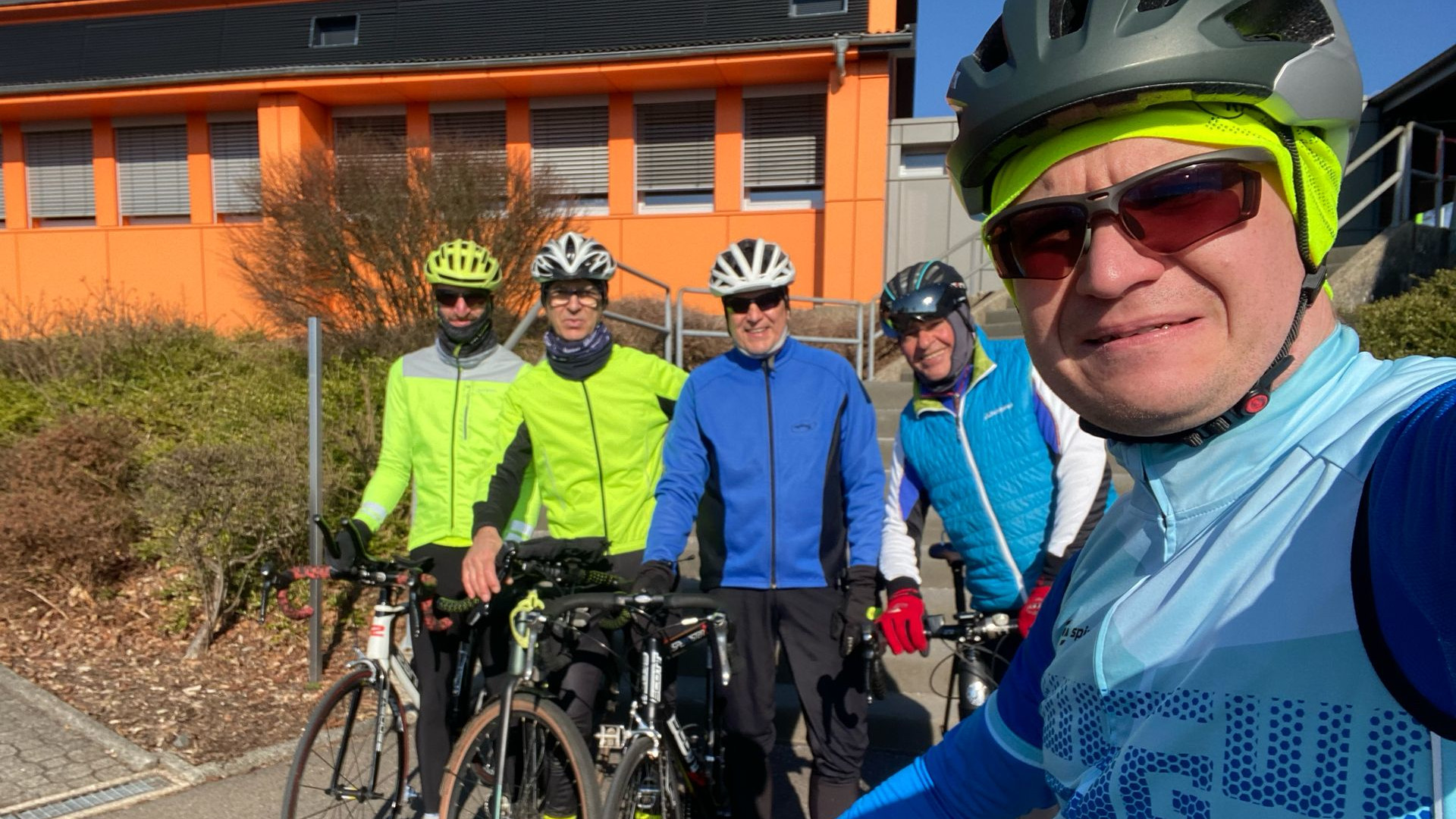 Saisonstart Rennrad bei Sonnenschein