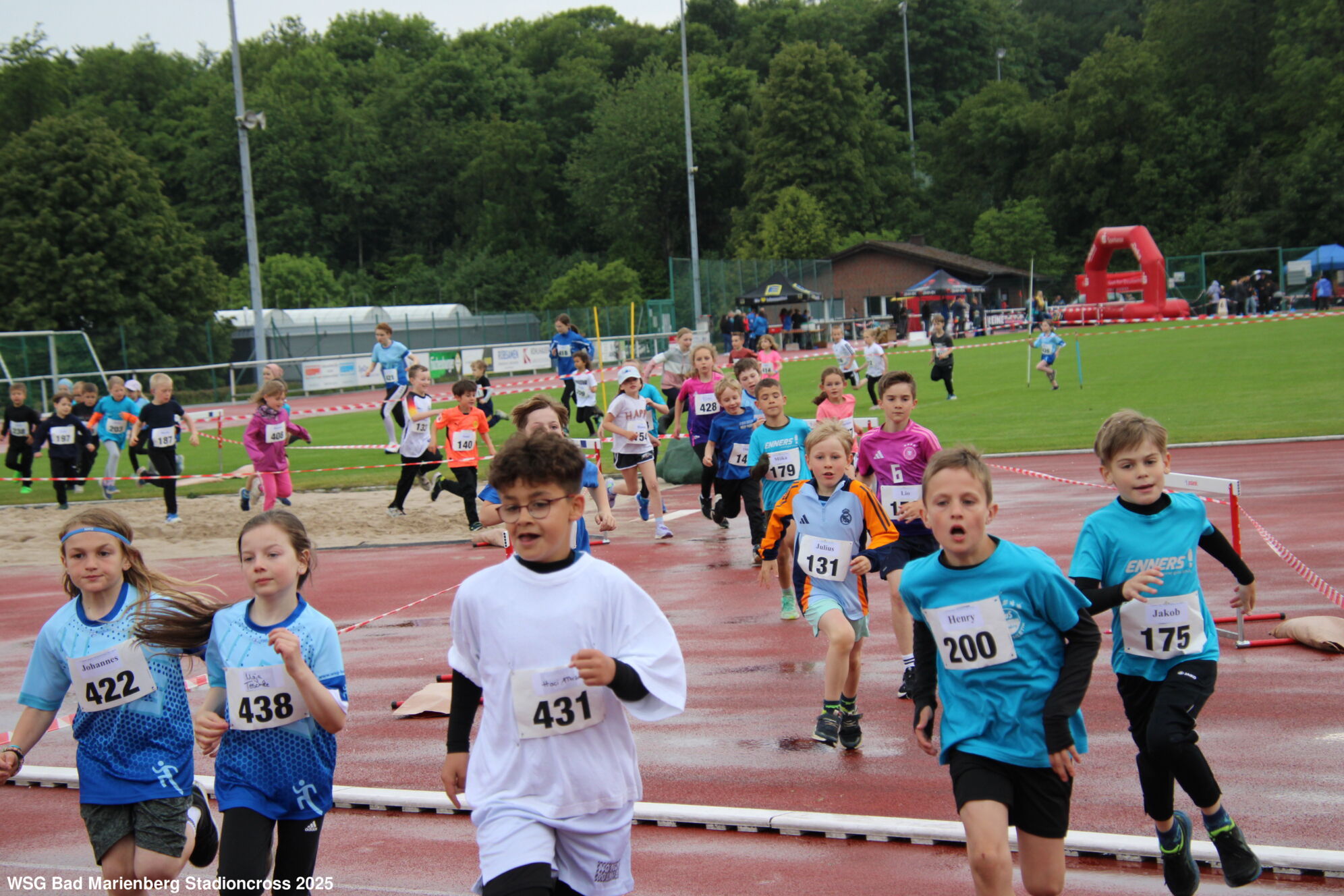Titelbild Stadioncrosslauf 2025