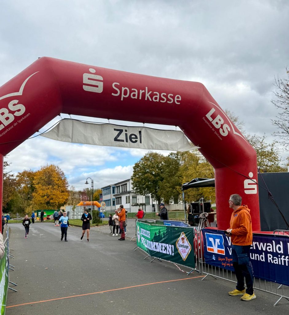 Löwenlauf 2025 Zielankunft Oskar